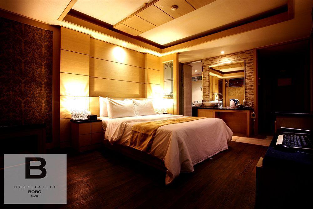Bobo Hotel Hongdae Seoel Buitenkant foto