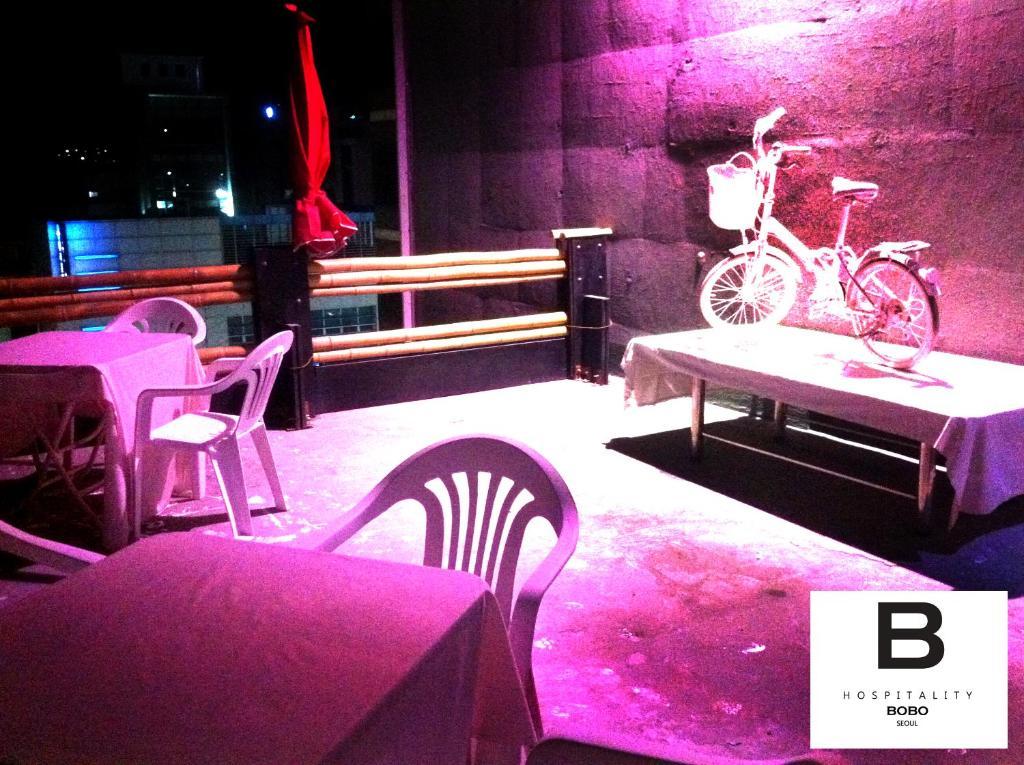 Bobo Hotel Hongdae Seoel Buitenkant foto