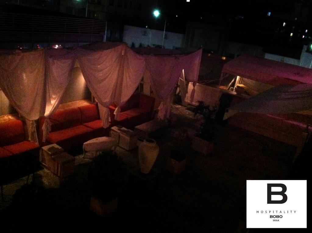 Bobo Hotel Hongdae Seoel Buitenkant foto